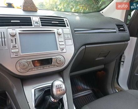 Білий Форд Куга, об'ємом двигуна 2 л та пробігом 270 тис. км за 10200 $, фото 11 на Automoto.ua