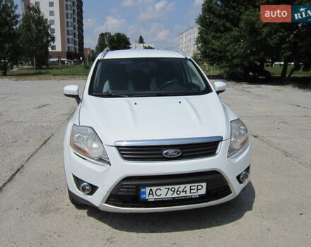 Белый Форд Куга, объемом двигателя 2 л и пробегом 194 тыс. км за 9750 $, фото 1 на Automoto.ua