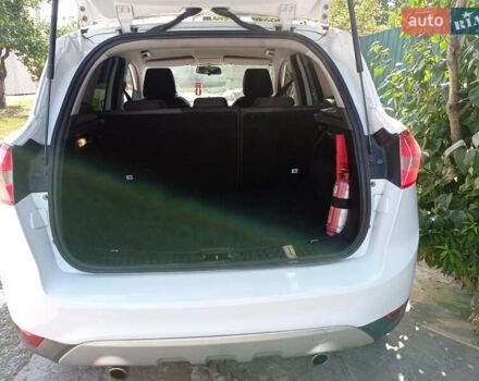 Білий Форд Куга, об'ємом двигуна 2 л та пробігом 270 тис. км за 10200 $, фото 17 на Automoto.ua