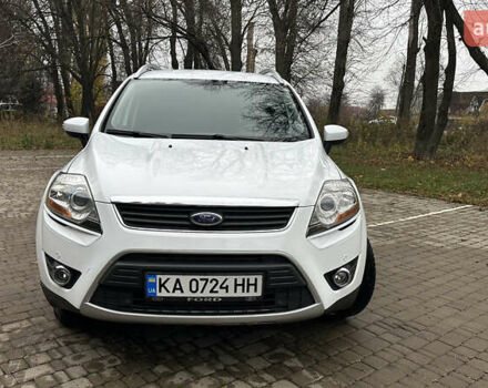 Білий Форд Куга, об'ємом двигуна 2 л та пробігом 174 тис. км за 10500 $, фото 2 на Automoto.ua