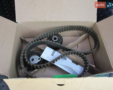 Белый Форд Куга, объемом двигателя 2 л и пробегом 194 тыс. км за 9750 $, фото 37 на Automoto.ua