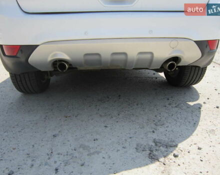 Белый Форд Куга, объемом двигателя 2 л и пробегом 194 тыс. км за 9750 $, фото 11 на Automoto.ua