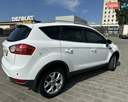 Белый Форд Куга, объемом двигателя 2.5 л и пробегом 76 тыс. км за 12500 $, фото 6 на Automoto.ua
