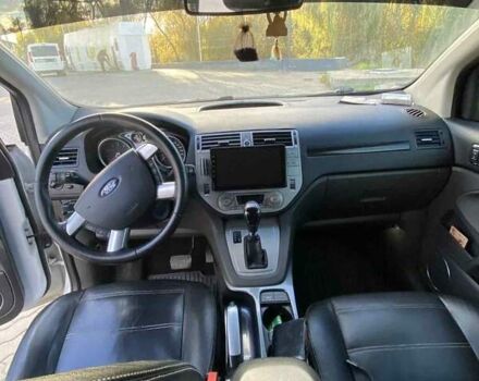 Форд Куга 2011 в Виноградове на Automoto.ua Белый Форд Куга, объемом двигателя 2.52 л и пробегом 208 тыс. км за 10200 $, фото 1 на Automoto.ua