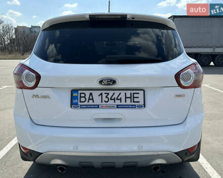 Білий Форд Куга, об'ємом двигуна 2 л та пробігом 195 тис. км за 11000 $, фото 6 на Automoto.ua