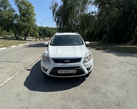 Белый Форд Куга, объемом двигателя 2 л и пробегом 300 тыс. км за 8900 $, фото 2 на Automoto.ua