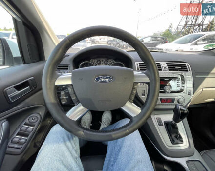 Форд Куга 2011 в Львове на Automoto.ua Белый Форд Куга, объемом двигателя 0 л и пробегом 158 тыс. км за 9300 $, фото 9 на Automoto.ua