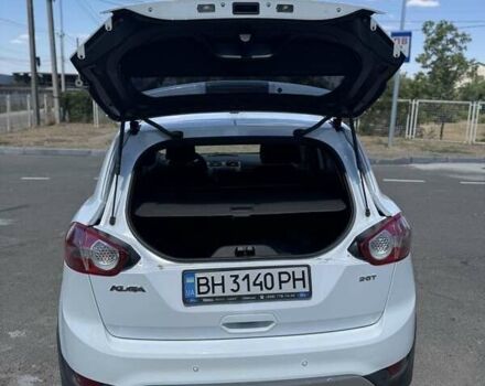 Белый Форд Куга, объемом двигателя 2.5 л и пробегом 136 тыс. км за 10500 $, фото 5 на Automoto.ua