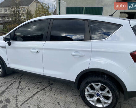 Форд Куга 2011 в Стрые на Automoto.ua Белый Форд Куга, объемом двигателя 2 л и пробегом 282 тыс. км за 11300 $, фото 10 на Automoto.ua