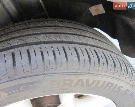 Белый Форд Куга, объемом двигателя 2 л и пробегом 194 тыс. км за 9750 $, фото 39 на Automoto.ua