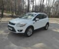 Белый Форд Куга, объемом двигателя 2 л и пробегом 315 тыс. км за 9500 $, фото 1 на Automoto.ua