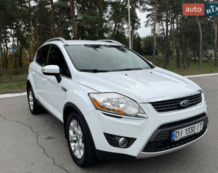 Форд Куга 2011 в Киеве на Automoto.ua Белый Форд Куга, объемом двигателя 2 л и пробегом 230 тыс. км за 9800 $, фото 13 на Automoto.ua