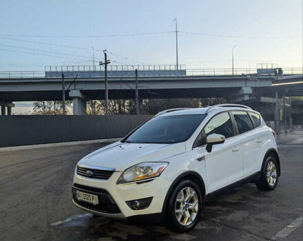 Белый Форд Куга, объемом двигателя 2.52 л и пробегом 183 тыс. км за 9700 $, фото 2 на Automoto.ua