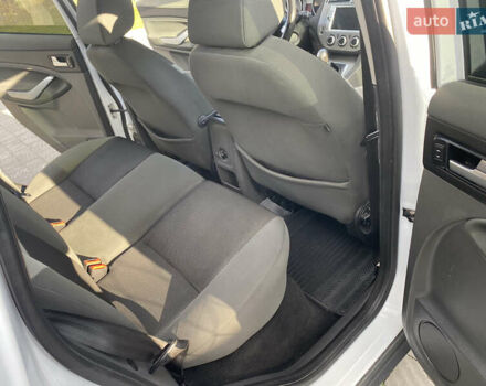 Форд Куга 2011 в Стрые на Automoto.ua Белый Форд Куга, объемом двигателя 2 л и пробегом 282 тыс. км за 11300 $, фото 15 на Automoto.ua