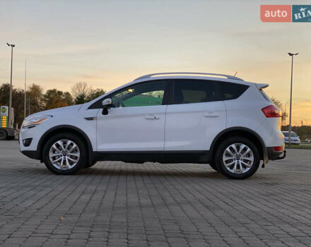 Форд Куга 2011 в Радивилове на Automoto.ua Белый Форд Куга, объемом двигателя 2 л и пробегом 257 тыс. км за 9950 $, фото 20 на Automoto.ua