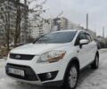 Белый Форд Куга, объемом двигателя 2 л и пробегом 176 тыс. км за 9800 $, фото 1 на Automoto.ua