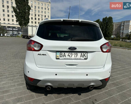 Белый Форд Куга, объемом двигателя 2.5 л и пробегом 76 тыс. км за 12500 $, фото 5 на Automoto.ua