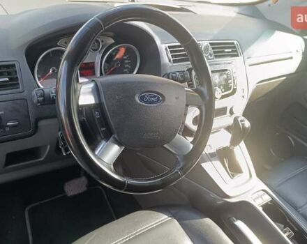 Белый Форд Куга, объемом двигателя 2 л и пробегом 145 тыс. км за 12000 $, фото 7 на Automoto.ua