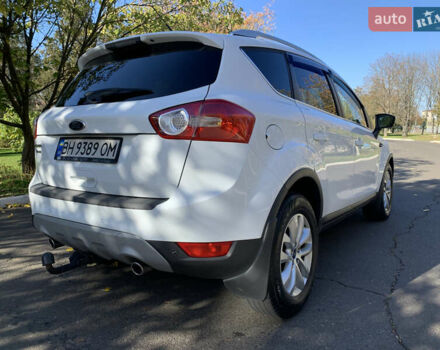 Білий Форд Куга, об'ємом двигуна 2 л та пробігом 200 тис. км за 12500 $, фото 13 на Automoto.ua