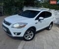 Белый Форд Куга, объемом двигателя 2 л и пробегом 218 тыс. км за 10700 $, фото 1 на Automoto.ua