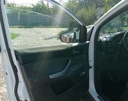 Білий Форд Куга, об'ємом двигуна 2 л та пробігом 270 тис. км за 10200 $, фото 15 на Automoto.ua