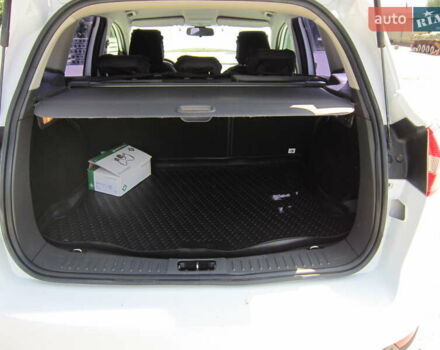 Белый Форд Куга, объемом двигателя 2 л и пробегом 194 тыс. км за 9750 $, фото 21 на Automoto.ua