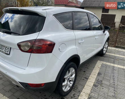 Форд Куга 2011 в Стрые на Automoto.ua Белый Форд Куга, объемом двигателя 2 л и пробегом 282 тыс. км за 11300 $, фото 11 на Automoto.ua
