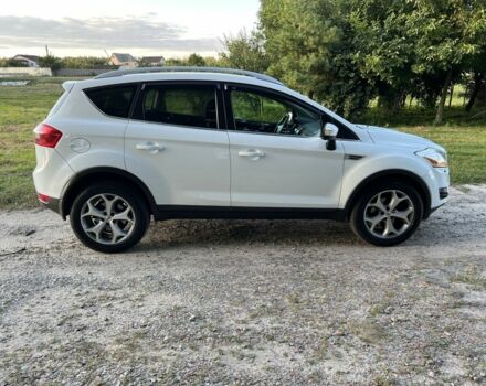 Белый Форд Куга, объемом двигателя 2 л и пробегом 160 тыс. км за 9750 $, фото 5 на Automoto.ua