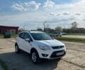 Белый Форд Куга, объемом двигателя 2 л и пробегом 157 тыс. км за 11300 $, фото 1 на Automoto.ua