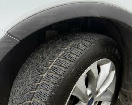 Белый Форд Куга, объемом двигателя 2 л и пробегом 272 тыс. км за 11499 $, фото 13 на Automoto.ua