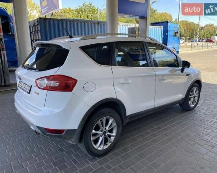 Белый Форд Куга, объемом двигателя 2 л и пробегом 146 тыс. км за 12500 $, фото 6 на Automoto.ua