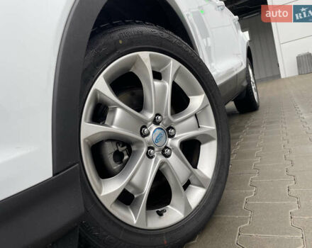 Белый Форд Куга, объемом двигателя 2 л и пробегом 182 тыс. км за 12400 $, фото 19 на Automoto.ua