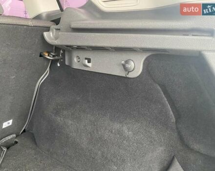 Белый Форд Куга, объемом двигателя 2.5 л и пробегом 220 тыс. км за 10500 $, фото 33 на Automoto.ua