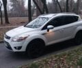 Белый Форд Куга, объемом двигателя 2 л и пробегом 198 тыс. км за 11300 $, фото 1 на Automoto.ua