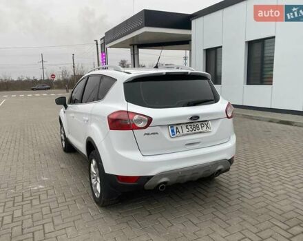 Белый Форд Куга, объемом двигателя 2.5 л и пробегом 220 тыс. км за 10500 $, фото 10 на Automoto.ua