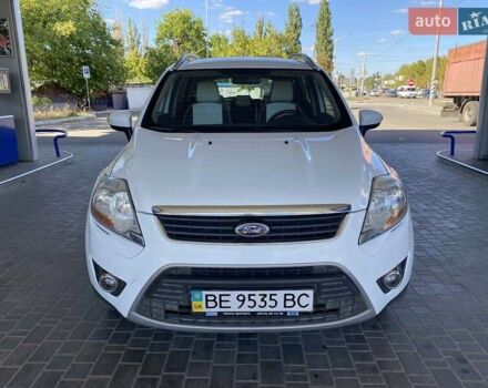 Белый Форд Куга, объемом двигателя 2 л и пробегом 146 тыс. км за 12500 $, фото 1 на Automoto.ua