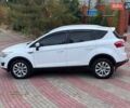 Білий Форд Куга, об'ємом двигуна 2 л та пробігом 251 тис. км за 9999 $, фото 3 на Automoto.ua
