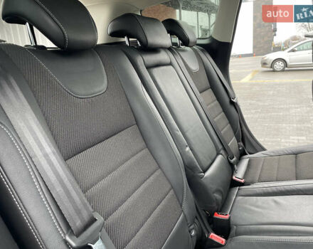 Белый Форд Куга, объемом двигателя 2 л и пробегом 182 тыс. км за 12400 $, фото 54 на Automoto.ua