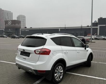 Белый Форд Куга, объемом двигателя 2 л и пробегом 272 тыс. км за 11499 $, фото 4 на Automoto.ua