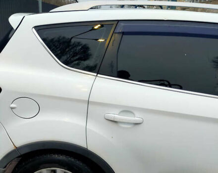 Белый Форд Куга, объемом двигателя 2 л и пробегом 270 тыс. км за 8700 $, фото 10 на Automoto.ua