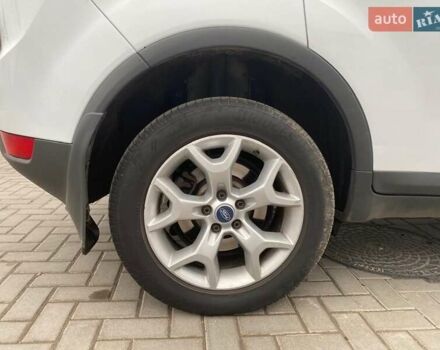 Белый Форд Куга, объемом двигателя 2.5 л и пробегом 220 тыс. км за 10500 $, фото 54 на Automoto.ua