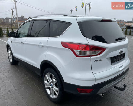Белый Форд Куга, объемом двигателя 2 л и пробегом 182 тыс. км за 12400 $, фото 6 на Automoto.ua