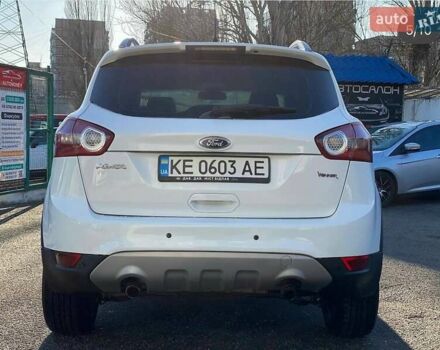 Белый Форд Куга, объемом двигателя 2 л и пробегом 141 тыс. км за 10500 $, фото 4 на Automoto.ua