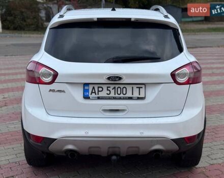 Білий Форд Куга, об'ємом двигуна 2 л та пробігом 251 тис. км за 9999 $, фото 6 на Automoto.ua