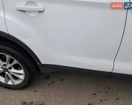 Белый Форд Куга, объемом двигателя 2 л и пробегом 160 тыс. км за 10900 $, фото 1 на Automoto.ua