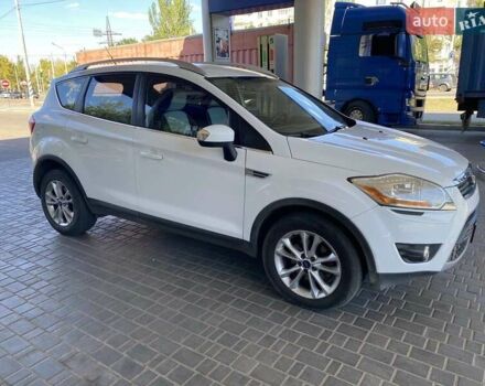 Белый Форд Куга, объемом двигателя 2 л и пробегом 146 тыс. км за 12500 $, фото 3 на Automoto.ua