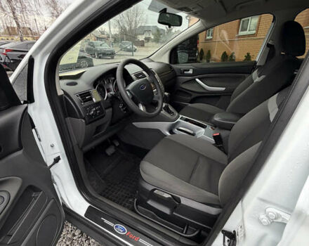 Белый Форд Куга, объемом двигателя 2.52 л и пробегом 225 тыс. км за 11300 $, фото 12 на Automoto.ua