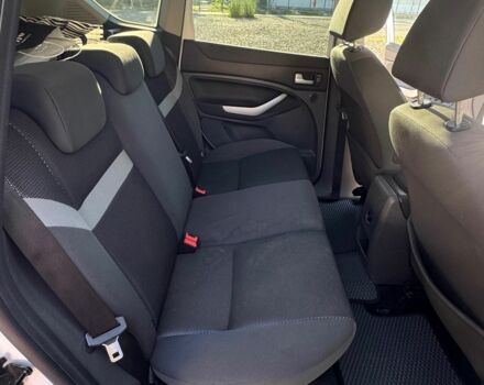 Белый Форд Куга, объемом двигателя 2 л и пробегом 270 тыс. км за 9700 $, фото 8 на Automoto.ua