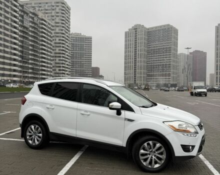 Белый Форд Куга, объемом двигателя 2 л и пробегом 272 тыс. км за 11499 $, фото 6 на Automoto.ua
