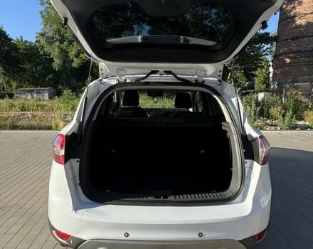 Білий Форд Куга, об'ємом двигуна 2 л та пробігом 269 тис. км за 10000 $, фото 13 на Automoto.ua